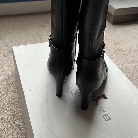 Black boot - Picture 5 of 6